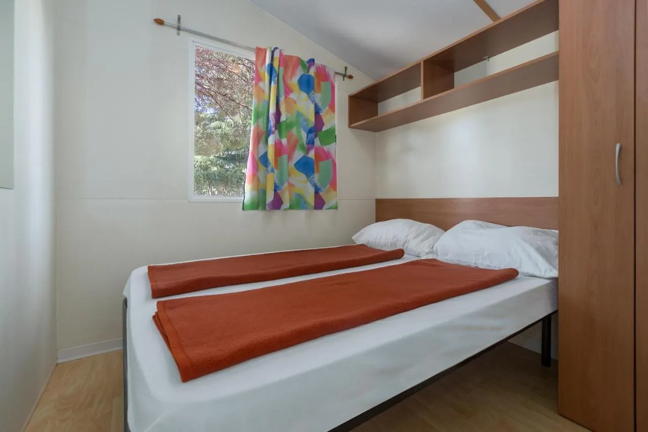 Camping Adria Mobile Homes In Brioni Sunny Camping Pula 2*,